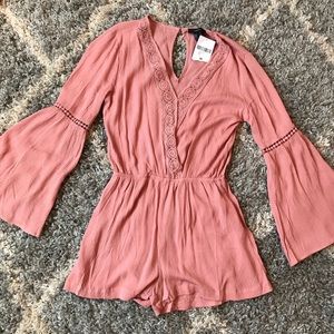jumpsuit/romper